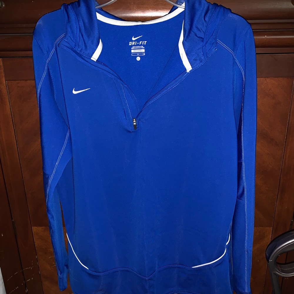 Nike dri fit quarter zip shirt